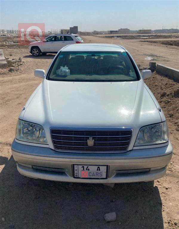 تۆیۆتا کراون 2002  بۆ فرۆشتن لە عێراق - شەت ئەلعەرەب 